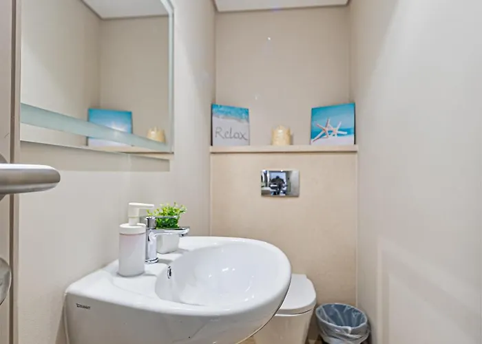 Cozy 1br In Mangroovy With Pool * Gurdaka